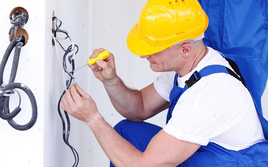 travail électricien Herblay